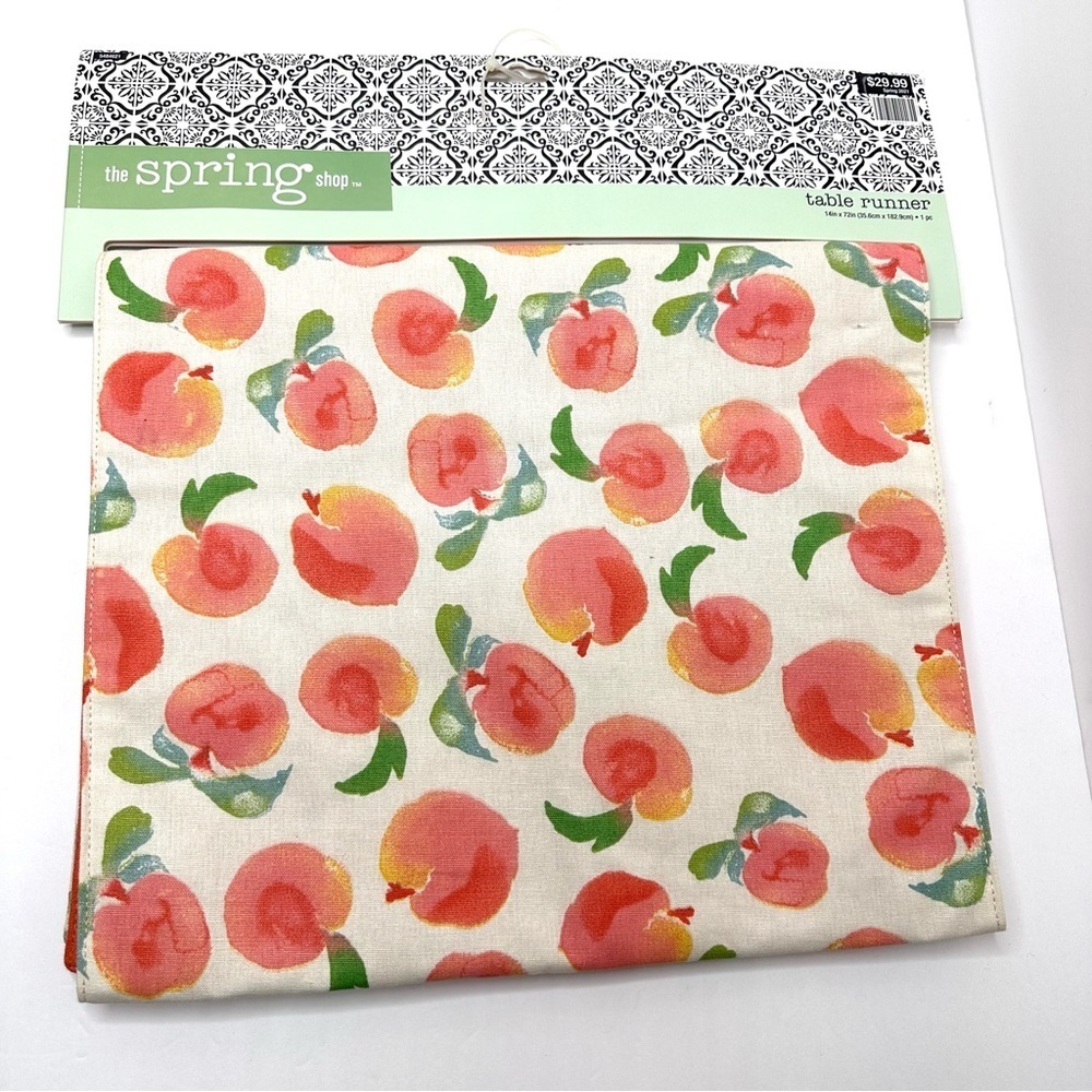 Spring Peach Table Runner Peachy Keen 14in x 72in Linens New Kitchen Dining